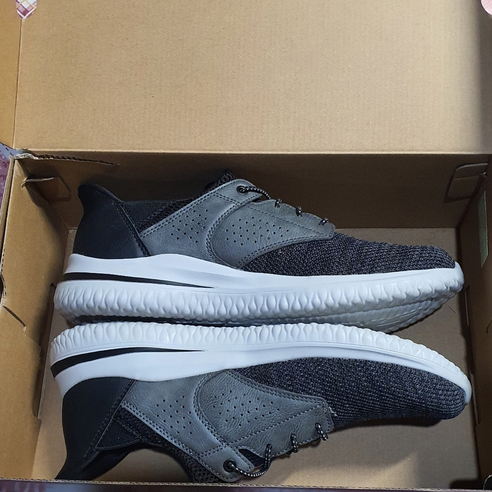 Skechers Men's Delson Slip-On Sneakers - Size 10 US - Black/Grey - Comfort Fit"